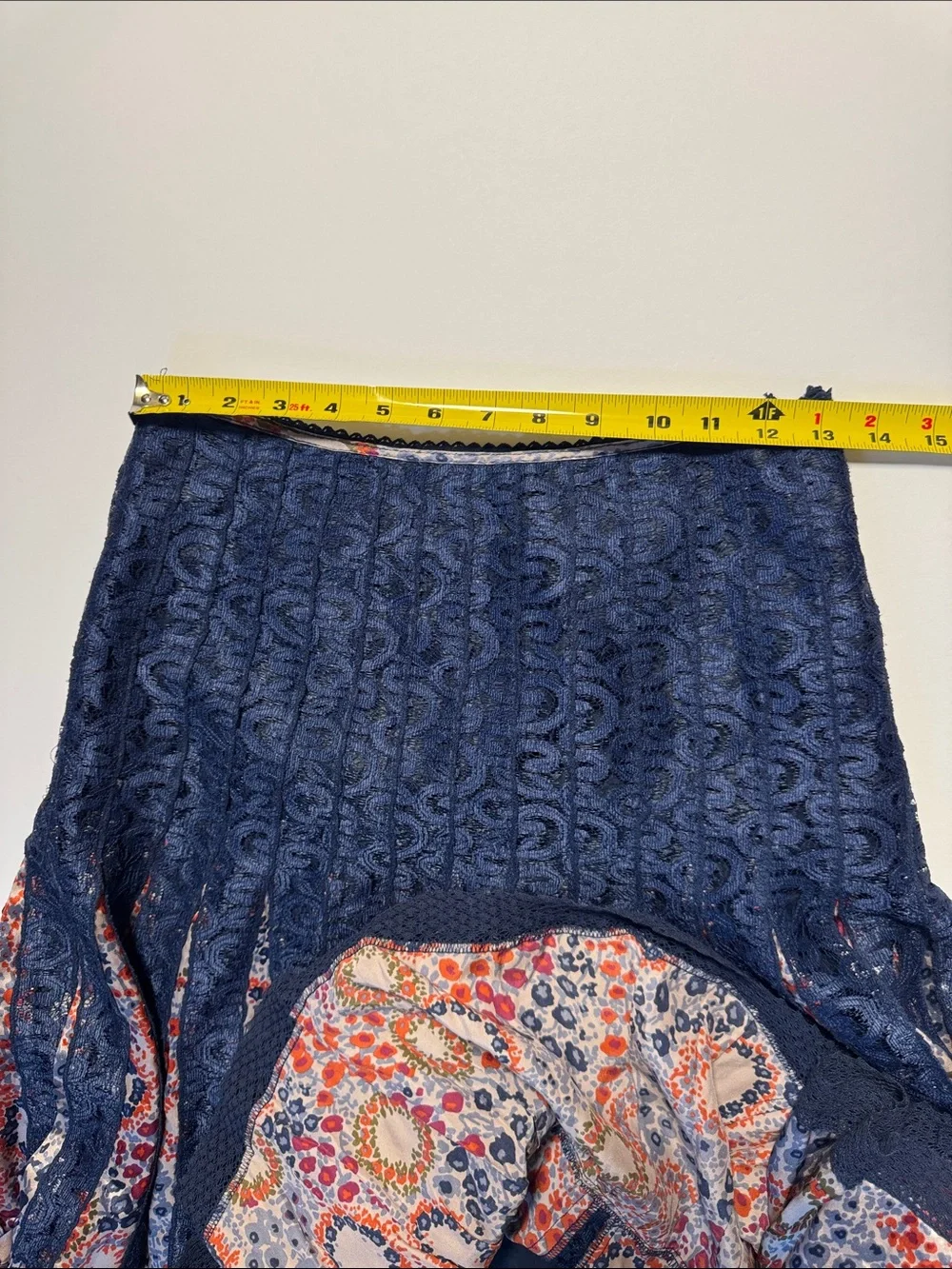 FREE PEOPLE 100% Silk Navy Blue Lace Floral Tiered Pleated Midi Skirt BOHO 2 - Picture 7 of 11